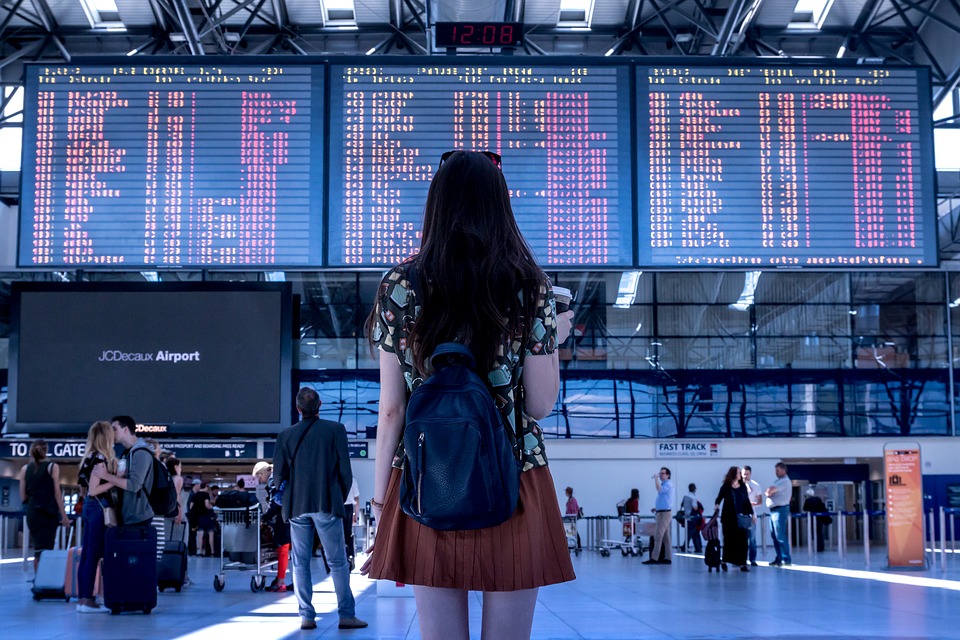 Viaggiare da sola è sicuro? Consigli per donne