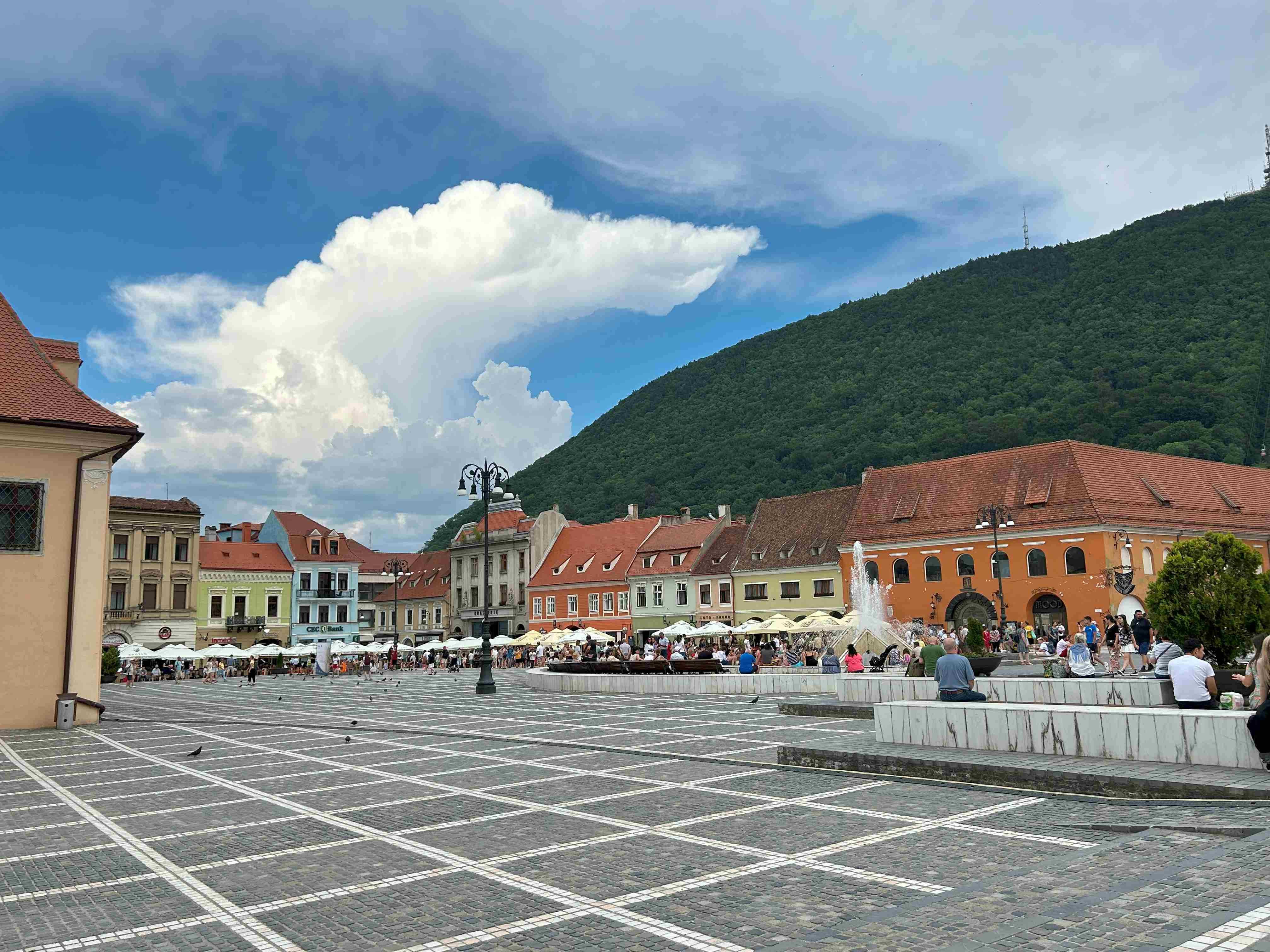 cosa vedere a brasov piazza