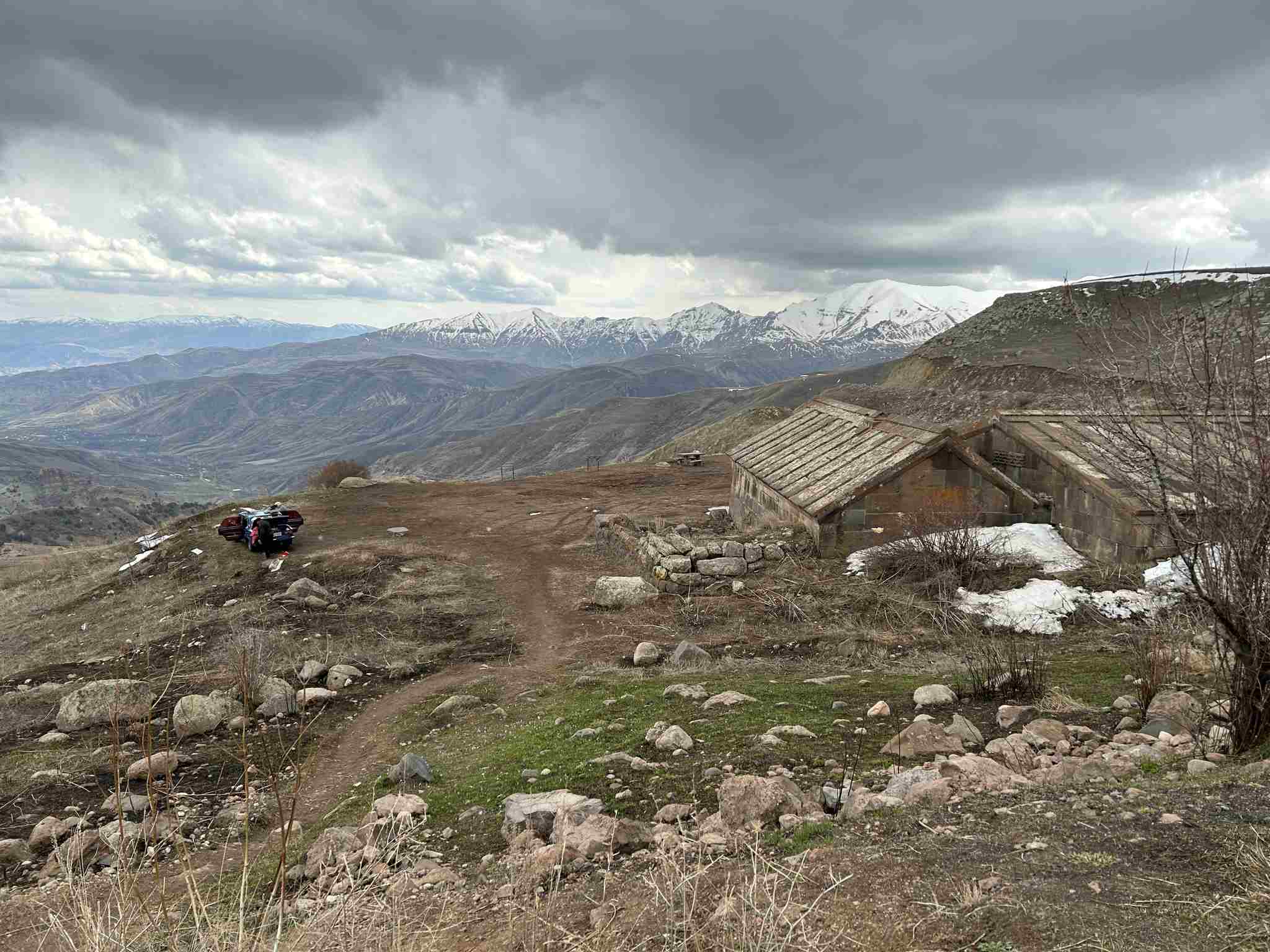 tour in armenia strade